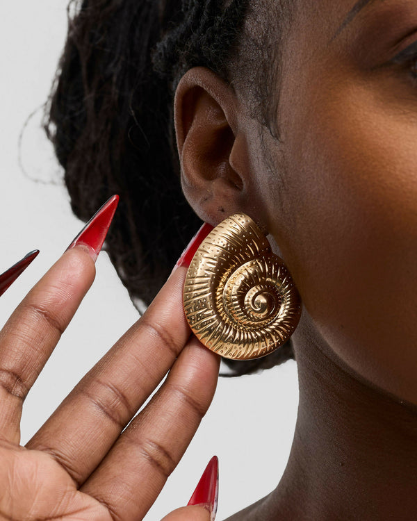 Brass cuff detail